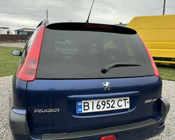 Синий Пежо 206, объемом двигателя 1.36 л и пробегом 217 тыс. км за 3150 $, фото 10 на Automoto.ua