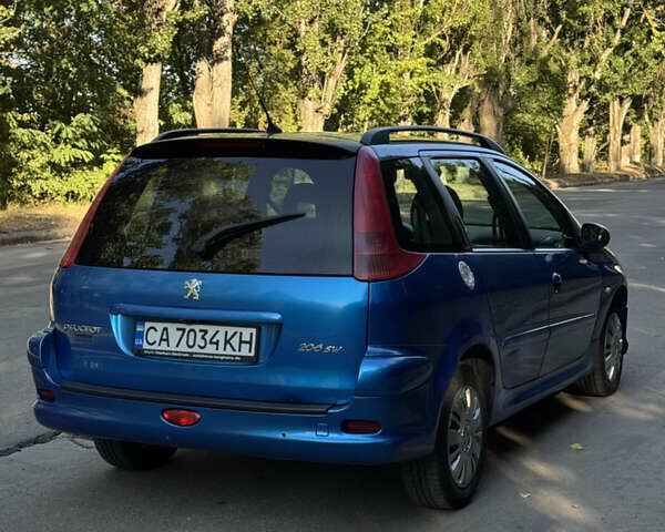 Синий Пежо 206, объемом двигателя 1.59 л и пробегом 200 тыс. км за 3700 $, фото 2 на Automoto.ua