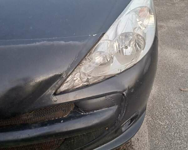 Зелений Пежо 206, об'ємом двигуна 1.36 л та пробігом 194 тис. км за 2500 $, фото 22 на Automoto.ua