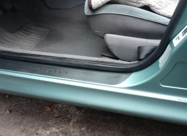 Зелений Пежо 206, об'ємом двигуна 0 л та пробігом 270 тис. км за 2800 $, фото 16 на Automoto.ua