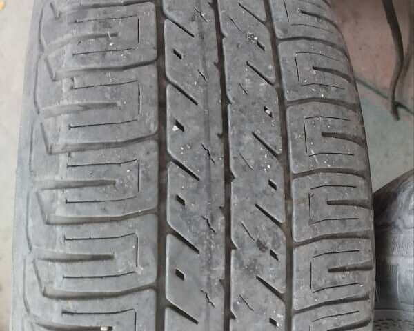 Зелений Пежо 206, об'ємом двигуна 1.36 л та пробігом 200 тис. км за 3300 $, фото 4 на Automoto.ua