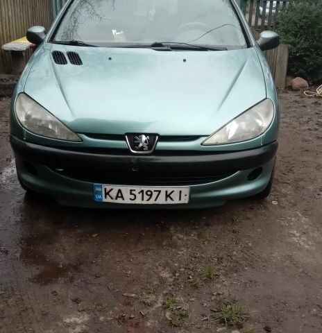 Зелений Пежо 206, об'ємом двигуна 0 л та пробігом 270 тис. км за 2800 $, фото 3 на Automoto.ua