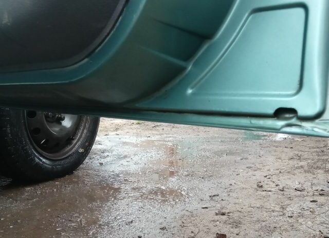 Зелений Пежо 206, об'ємом двигуна 0 л та пробігом 270 тис. км за 2800 $, фото 9 на Automoto.ua