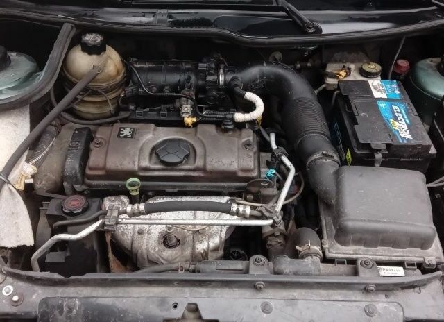 Зелений Пежо 206, об'ємом двигуна 0 л та пробігом 270 тис. км за 2800 $, фото 18 на Automoto.ua