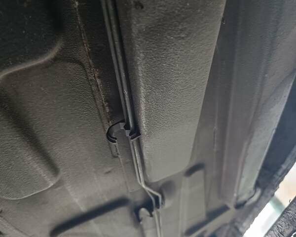 Зелений Пежо 206, об'ємом двигуна 1.36 л та пробігом 220 тис. км за 2900 $, фото 18 на Automoto.ua