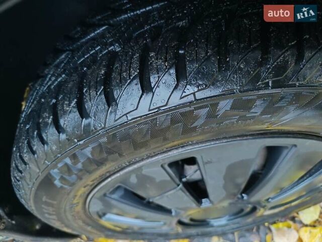 Зелений Пежо 206, об'ємом двигуна 1.36 л та пробігом 220 тис. км за 2900 $, фото 3 на Automoto.ua