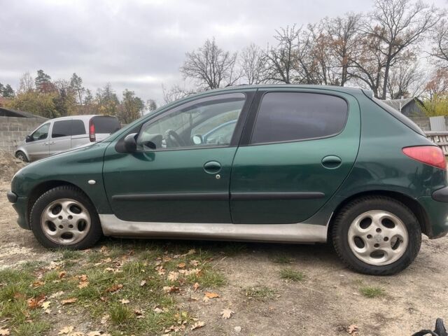 Зелений Пежо 206, об'ємом двигуна 1.4 л та пробігом 3 тис. км за 3700 $, фото 3 на Automoto.ua