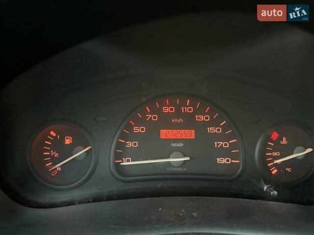 Оранжевый Пежо 206, объемом двигателя 1.12 л и пробегом 272 тыс. км за 1700 $, фото 9 на Automoto.ua