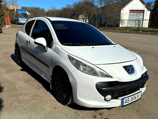Белый Пежо 207, объемом двигателя 1.4 л и пробегом 0 тыс. км за 4100 $, фото 1 на Automoto.ua