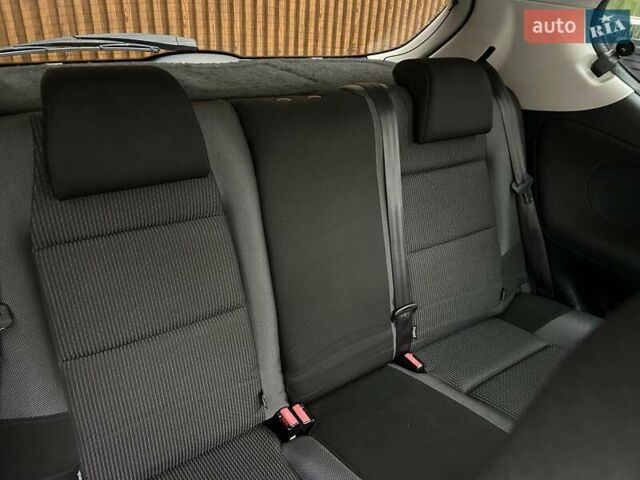 Белый Пежо 207, объемом двигателя 1.36 л и пробегом 164 тыс. км за 4700 $, фото 10 на Automoto.ua