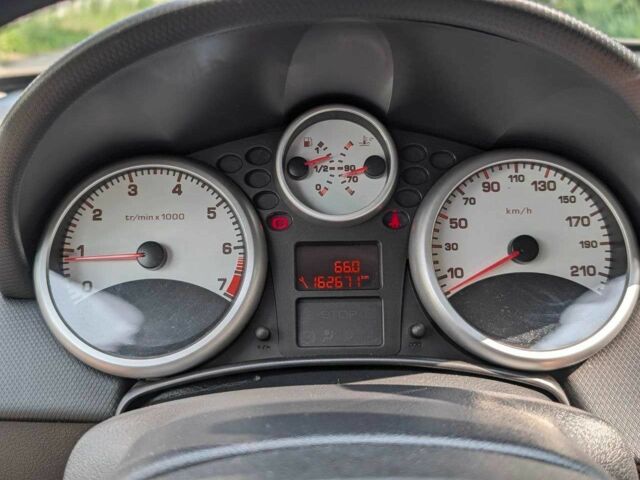 Пежо 207 2009 в Киеве на Automoto.ua Белый Пежо 207, объемом двигателя 1.4 л и пробегом 163 тыс. км за 4200 $, фото 6 на Automoto.ua