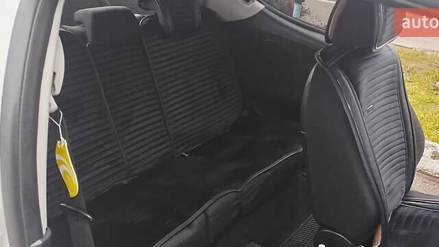 Белый Пежо 207, объемом двигателя 1.36 л и пробегом 179 тыс. км за 4700 $, фото 18 на Automoto.ua