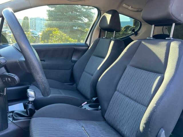 Белый Пежо 207, объемом двигателя 1.4 л и пробегом 209 тыс. км за 3900 $, фото 14 на Automoto.ua