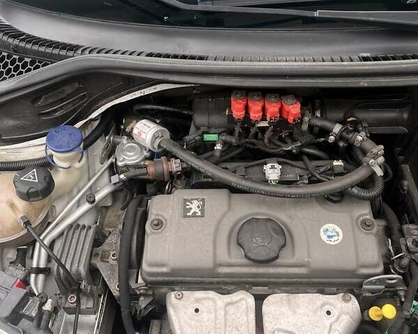 Пежо 207 2010 в Лубнах на Automoto.ua Белый Пежо 207, объемом двигателя 1.36 л и пробегом 190 тыс. км за 4199 $, фото 20 на Automoto.ua