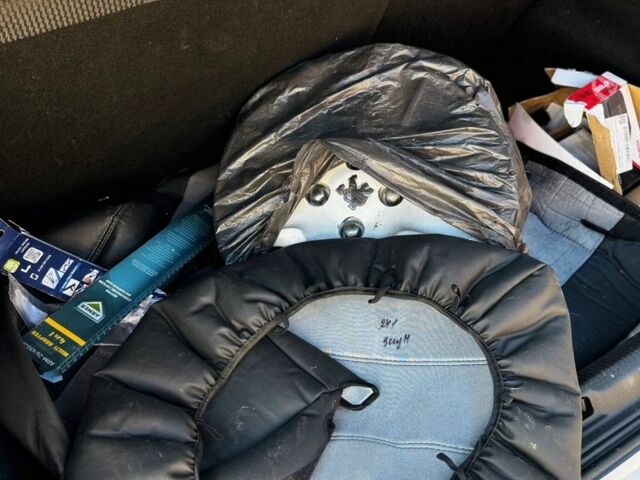 Білий Пежо 207, об'ємом двигуна 1.4 л та пробігом 187 тис. км за 3850 $, фото 6 на Automoto.ua