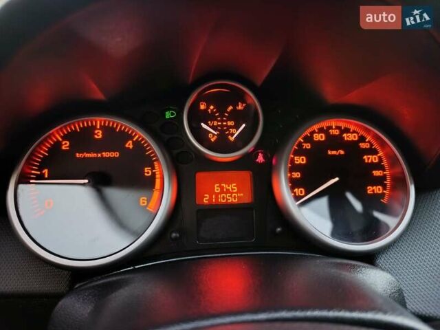 Белый Пежо 207, объемом двигателя 1.4 л и пробегом 211 тыс. км за 5700 $, фото 21 на Automoto.ua