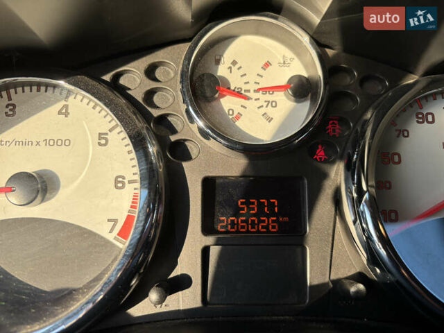 Белый Пежо 207, объемом двигателя 1.4 л и пробегом 206 тыс. км за 3950 $, фото 3 на Automoto.ua