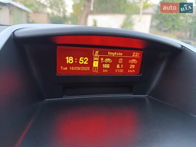 Белый Пежо 207, объемом двигателя 1.4 л и пробегом 211 тыс. км за 5700 $, фото 20 на Automoto.ua