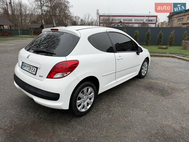 Белый Пежо 207, объемом двигателя 1.4 л и пробегом 164 тыс. км за 4750 $, фото 36 на Automoto.ua