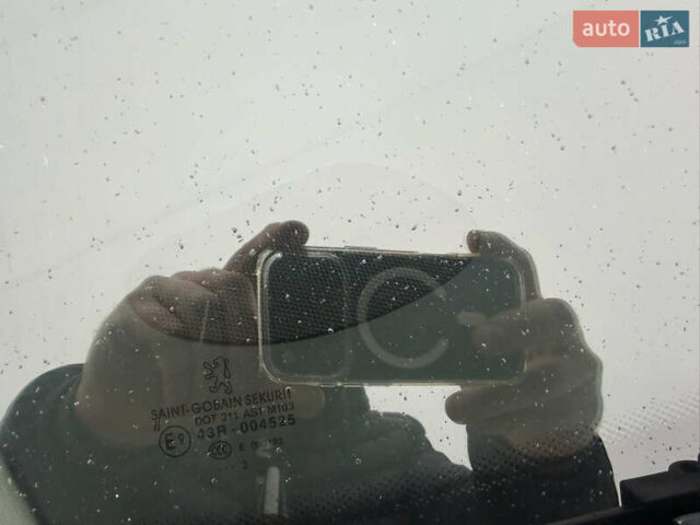 Белый Пежо 207, объемом двигателя 1.4 л и пробегом 164 тыс. км за 4750 $, фото 19 на Automoto.ua