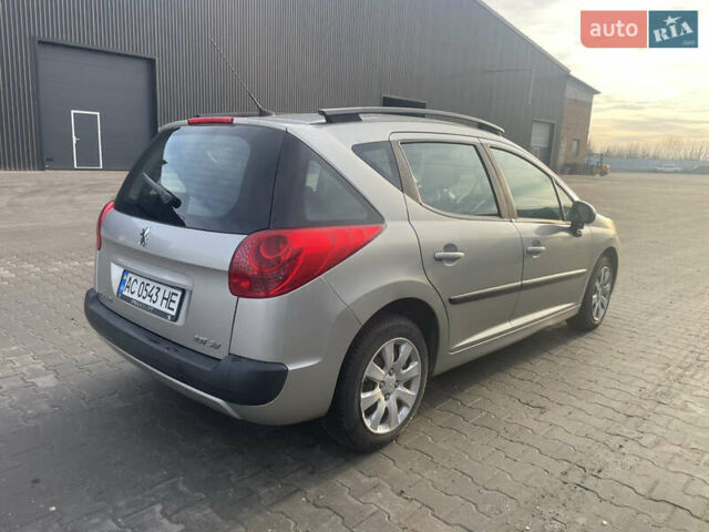 Белый Пежо 207, объемом двигателя 1.6 л и пробегом 284 тыс. км за 4550 $, фото 4 на Automoto.ua