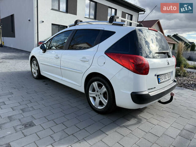 Пежо 207 2011 в Тернополе на Automoto.ua Белый Пежо 207, объемом двигателя 1.56 л и пробегом 204 тыс. км за 5200 $, фото 4 на Automoto.ua