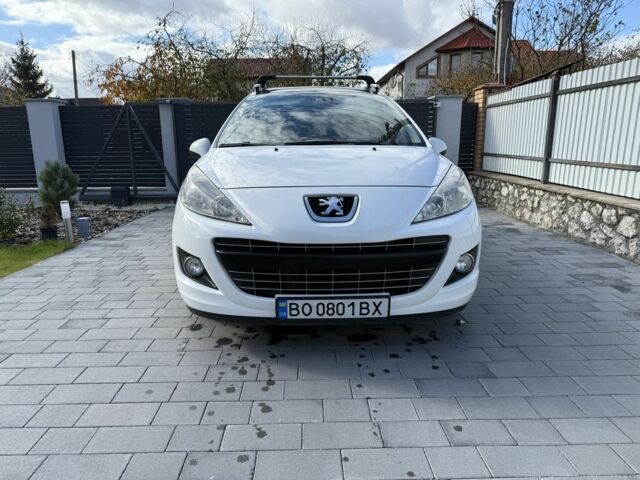 Пежо 207 2011 в Тернополе на Automoto.ua Белый Пежо 207, объемом двигателя 1.6 л и пробегом 204 тыс. км за 5200 $, фото 1 на Automoto.ua