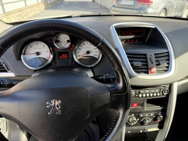 Пежо 207 2011 в Тернополе на Automoto.ua Белый Пежо 207, объемом двигателя 1.6 л и пробегом 204 тыс. км за 5200 $, фото 7 на Automoto.ua