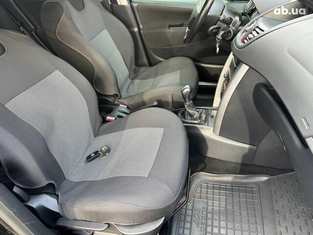 Чорний Пежо 207, об'ємом двигуна 1.4 л та пробігом 143 тис. км за 3490 $, фото 16 на Automoto.ua