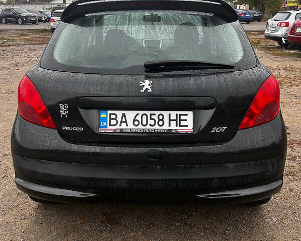 Пежо 207 2007 в Умани на Automoto.ua Черный Пежо 207, объемом двигателя 1.36 л и пробегом 222 тыс. км за 4499 $, фото 4 на Automoto.ua