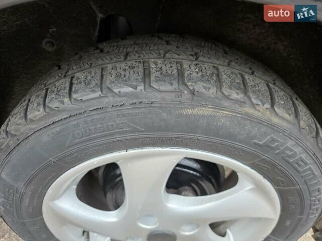 Чорний Пежо 207, об'ємом двигуна 1.4 л та пробігом 144 тис. км за 4000 $, фото 18 на Automoto.ua