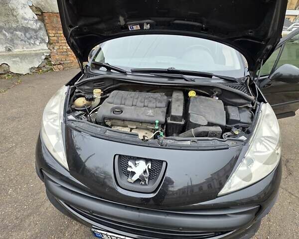 Чорний Пежо 207, об'ємом двигуна 1.4 л та пробігом 144 тис. км за 4000 $, фото 16 на Automoto.ua