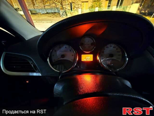 Чорний Пежо 207, об'ємом двигуна 1.4 л та пробігом 144 тис. км за 4000 $, фото 5 на Automoto.ua