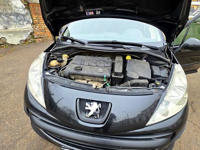 Чорний Пежо 207, об'ємом двигуна 1.4 л та пробігом 144 тис. км за 4000 $, фото 3 на Automoto.ua