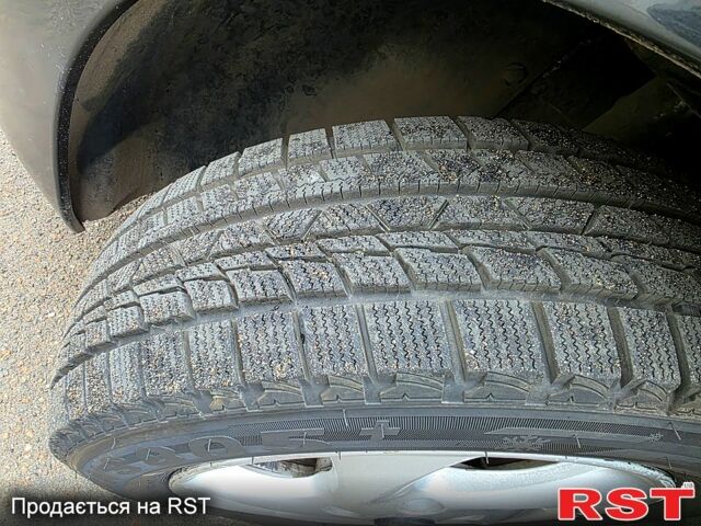 Чорний Пежо 207, об'ємом двигуна 1.4 л та пробігом 144 тис. км за 4000 $, фото 9 на Automoto.ua