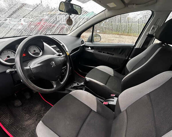 Пежо 207 2007 в Умани на Automoto.ua Черный Пежо 207, объемом двигателя 1.36 л и пробегом 222 тыс. км за 4499 $, фото 7 на Automoto.ua
