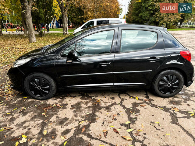 Черный Пежо 207, объемом двигателя 1.4 л и пробегом 206 тыс. км за 4100 $, фото 3 на Automoto.ua