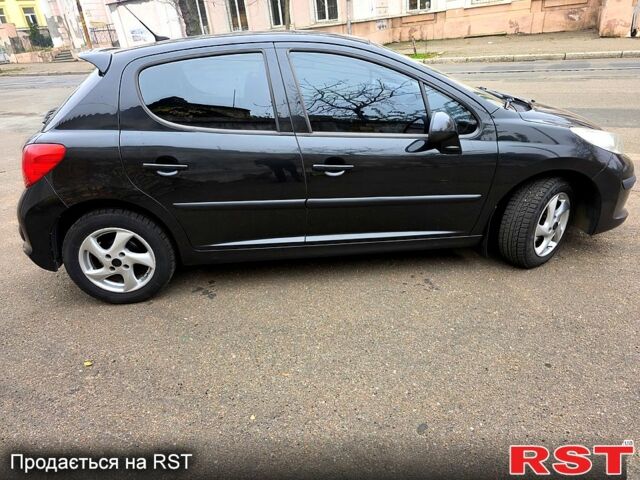 Чорний Пежо 207, об'ємом двигуна 1.4 л та пробігом 144 тис. км за 4000 $, фото 2 на Automoto.ua