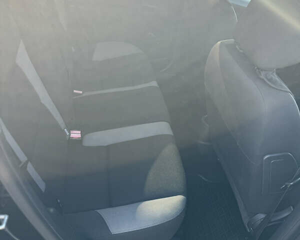 Чорний Пежо 207, об'ємом двигуна 1.4 л та пробігом 275 тис. км за 5500 $, фото 12 на Automoto.ua