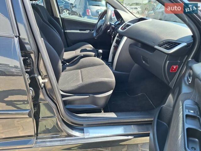 Черный Пежо 207, объемом двигателя 1.6 л и пробегом 149 тыс. км за 3300 $, фото 18 на Automoto.ua