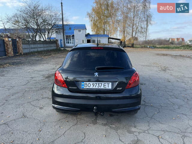 Чорний Пежо 207, об'ємом двигуна 1.4 л та пробігом 275 тис. км за 5500 $, фото 1 на Automoto.ua