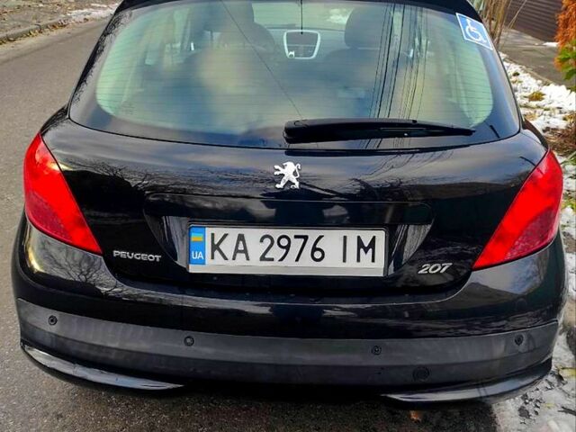 Пежо 207 2008 в Киеве на Automoto.ua Черный Пежо 207, объемом двигателя 1.4 л и пробегом 210 тыс. км за 4100 $, фото 1 на Automoto.ua