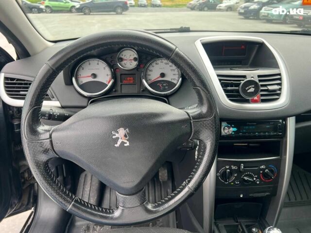 Черный Пежо 207, объемом двигателя 1.8 л и пробегом 266 тыс. км за 3990 $, фото 16 на Automoto.ua