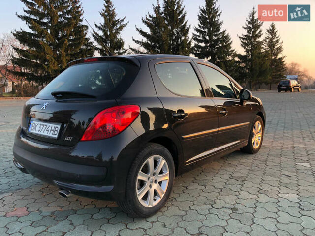 Черный Пежо 207, объемом двигателя 1.6 л и пробегом 184 тыс. км за 4500 $, фото 3 на Automoto.ua