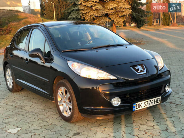 Черный Пежо 207, объемом двигателя 1.6 л и пробегом 184 тыс. км за 4500 $, фото 1 на Automoto.ua