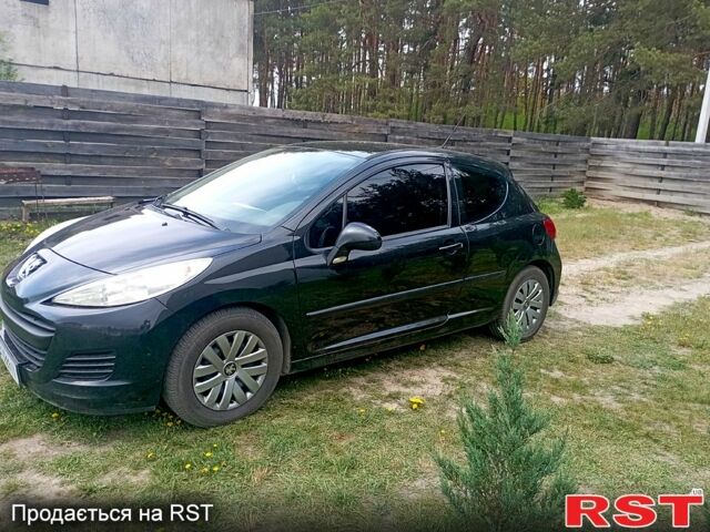 Черный Пежо 207, объемом двигателя 1.6 л и пробегом 210 тыс. км за 5000 $, фото 5 на Automoto.ua