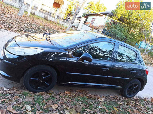 Пежо 207 2009 в Балте на Automoto.ua Черный Пежо 207, объемом двигателя 1.36 л и пробегом 270 тыс. км за 3950 $, фото 7 на Automoto.ua