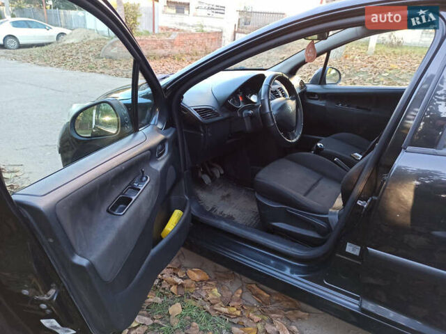 Пежо 207 2009 в Балте на Automoto.ua Черный Пежо 207, объемом двигателя 1.36 л и пробегом 270 тыс. км за 3950 $, фото 9 на Automoto.ua