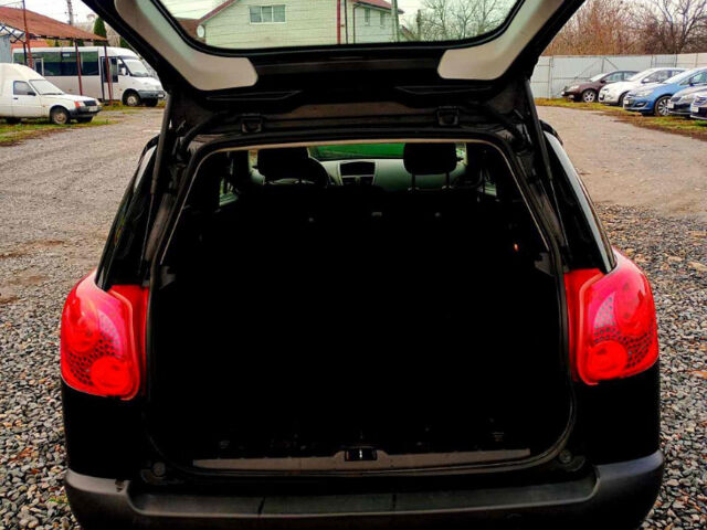 Чорний Пежо 207, об'ємом двигуна 1.4 л та пробігом 215 тис. км за 4800 $, фото 10 на Automoto.ua