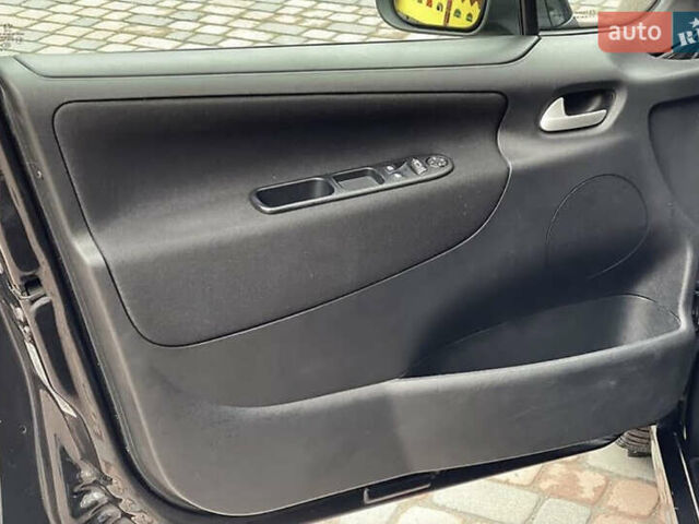 Чорний Пежо 207, об'ємом двигуна 1.4 л та пробігом 160 тис. км за 4900 $, фото 24 на Automoto.ua